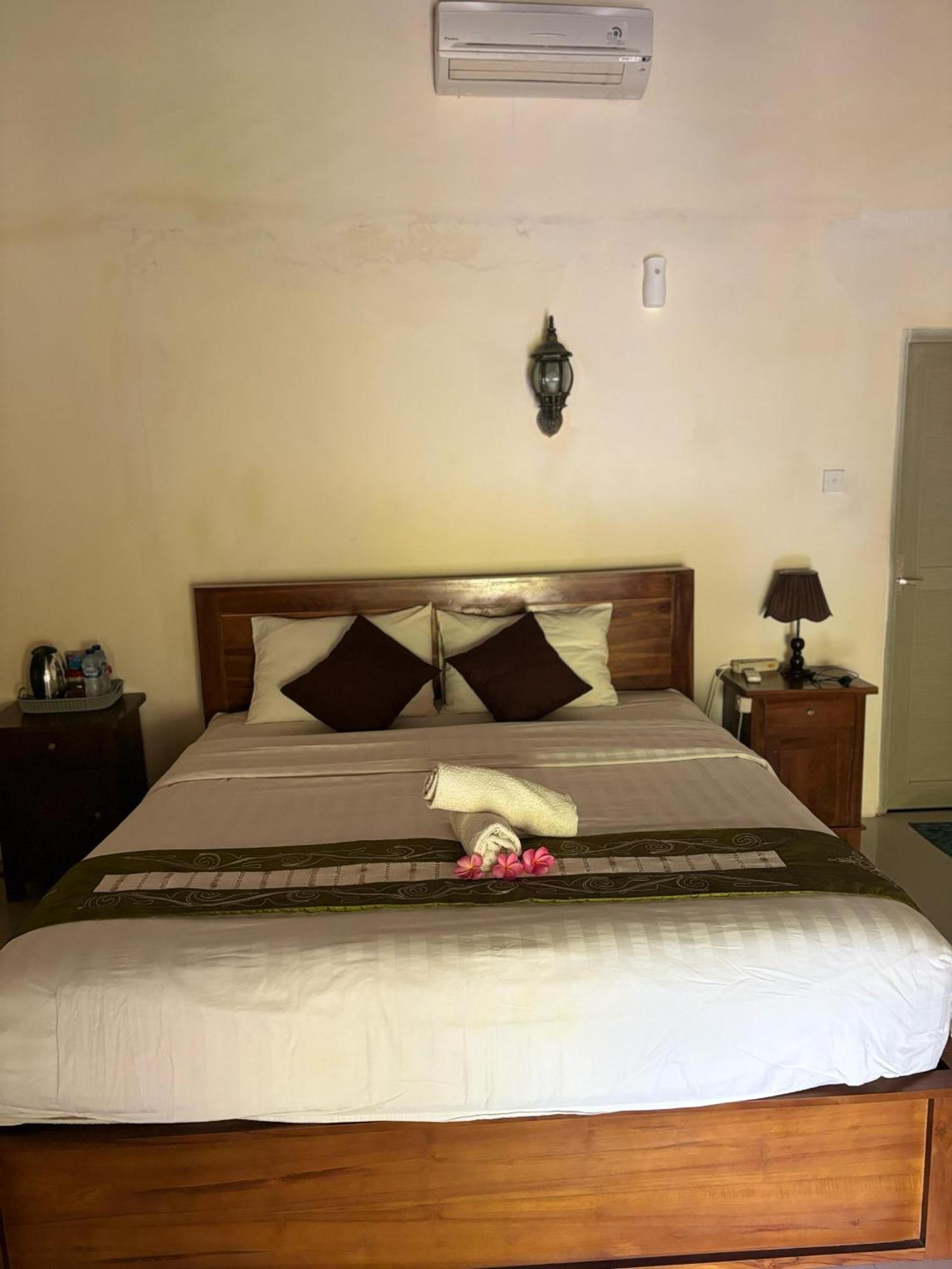 Kubu Artha Bungalow Nusa Penida Ped Ngoại thất bức ảnh