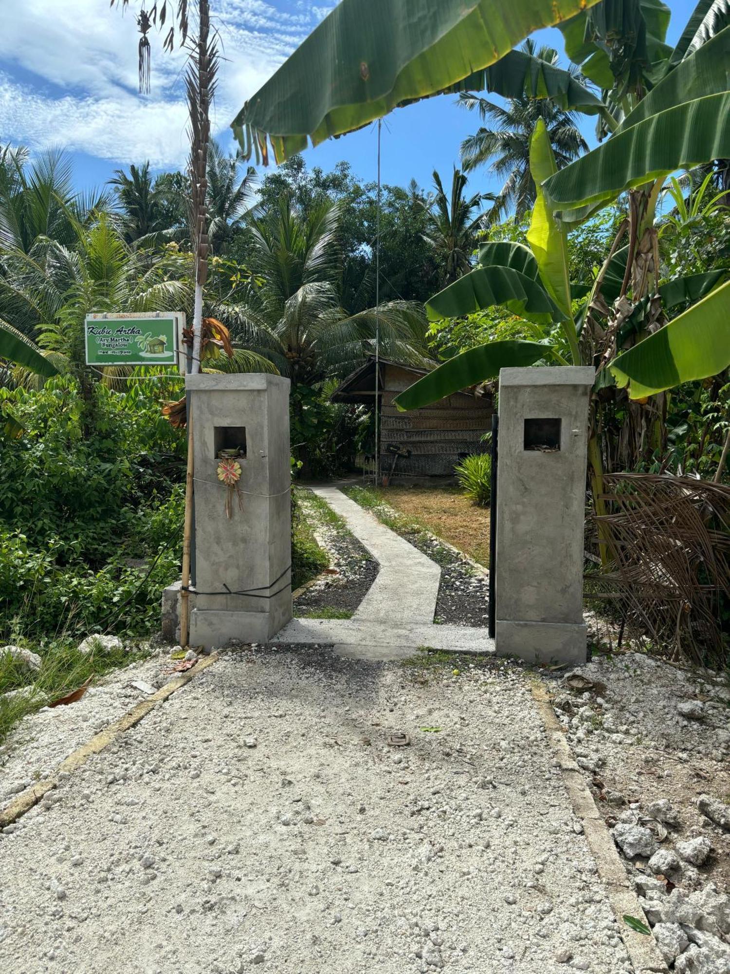 Kubu Artha Bungalow Nusa Penida Ped Ngoại thất bức ảnh